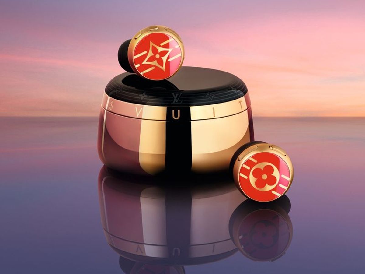 The Louis Vuitton Horizon Light Up Earphones Is About Sound And Style