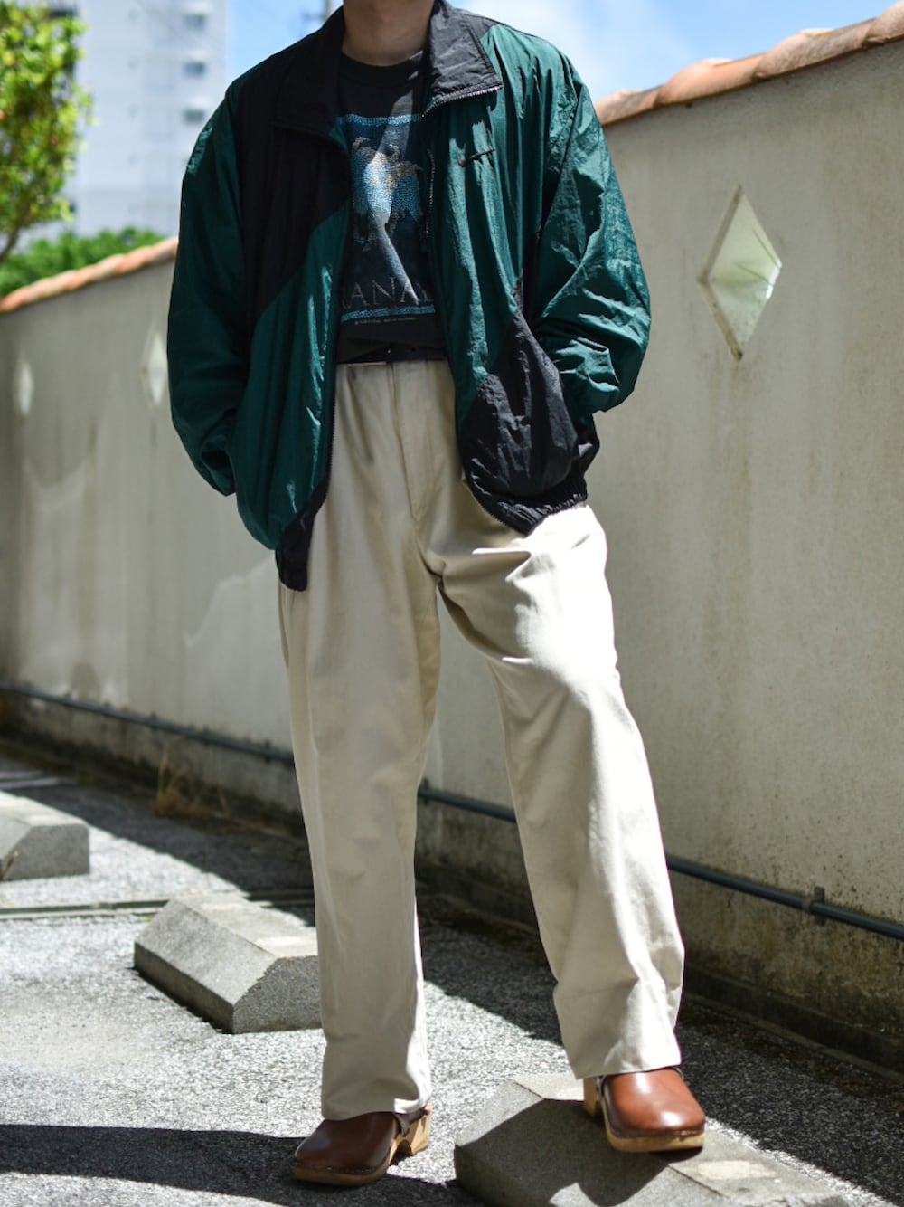 JUKIYA.｜OLD NIKEのナイロンジャケットを使ったコーディネート - WEAR