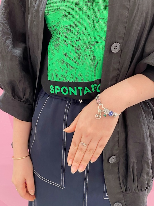 セール】スパークリング パヴェ ラウンド ブルー チャーム（チャーム