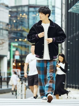 SKOOKUM / スクーカム】別注 コーデュロイスタジャンを使った人気