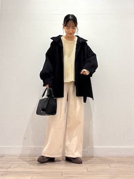 ウールスタンドショートコートを使った人気ファッションコーディネート