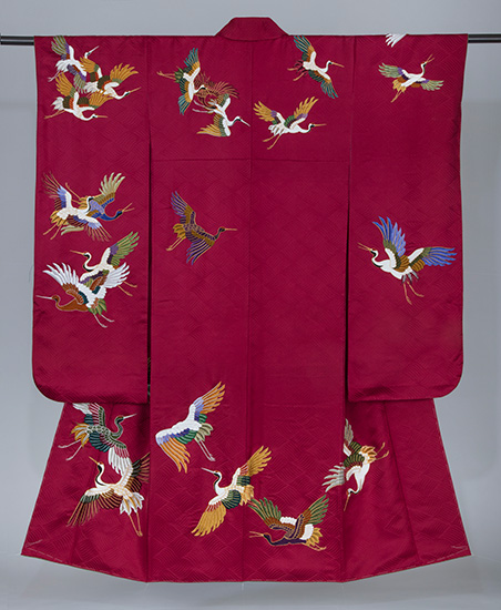 年末年始に出掛けたい。心揺さぶる日本刺繍の美、「草乃しずか展」へ