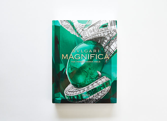 ブルガリのハイジュエリー「マニフィカ」が美しい本に！ パワーを