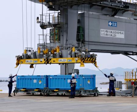 島根原発から廃棄物輸送 低レベル放射性、青森へ | 高知新聞