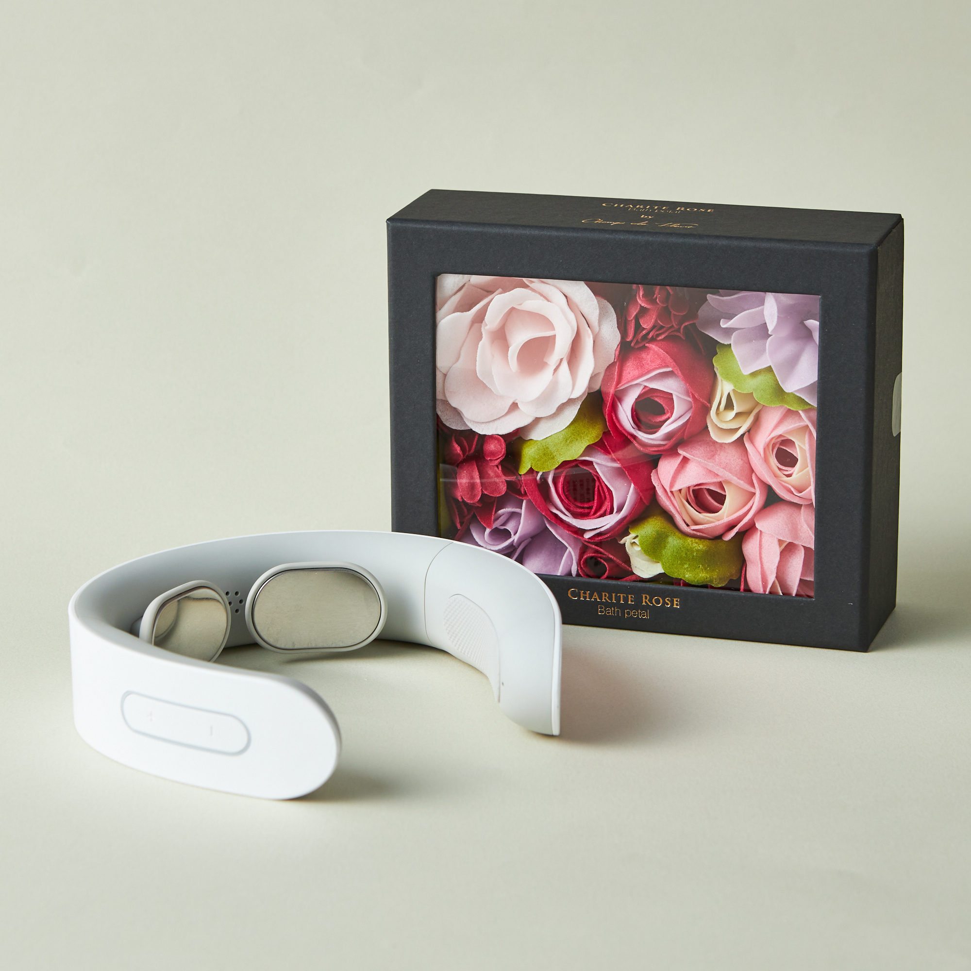 癒しのひととき】疲れを癒す温熱家電とフラワーバスペタルセット