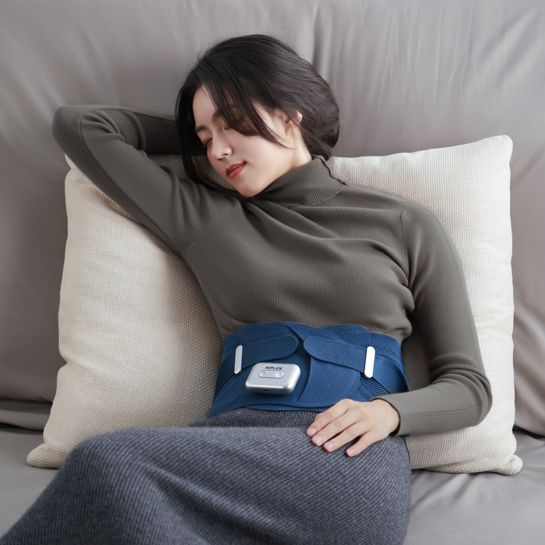 温熱&振動】WAISTURELAX 電動腰サポーター | NIPLUX（ニップラックス