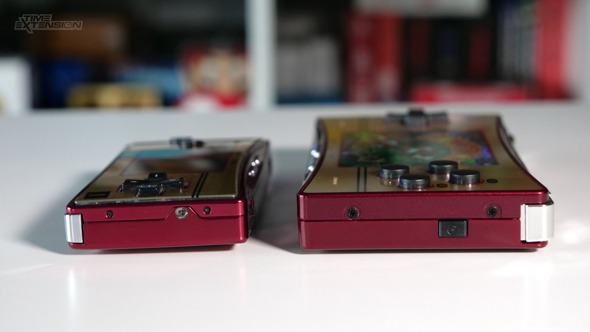 Review: Anbernic's RG300X Is A Beefed-Up Game Boy Micro That Runs