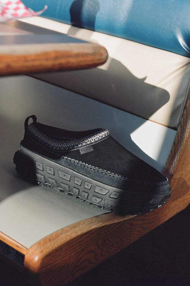 UGG Men's Venture Daze Mule Shoe | Urban Outfitters