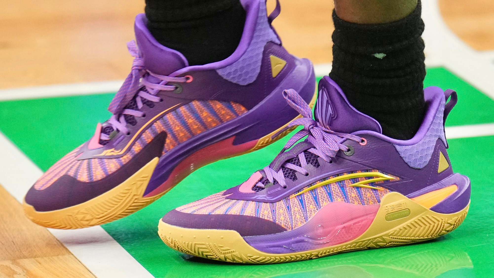 Kyrie Irving Unveils ANTA KAI 1 Speed for NBA Finals