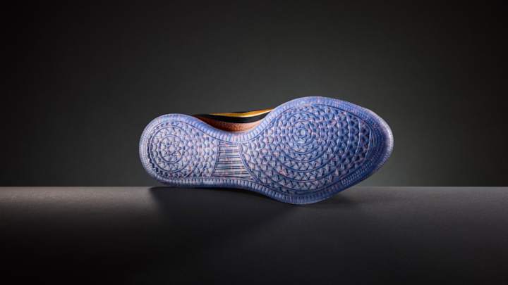 Devin Booker Officially Debuts the Nike Book 2