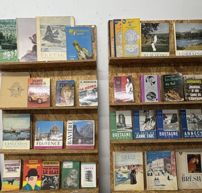 Purple創刊者エレン・フライスが選書！flotsam booksでフェア開催