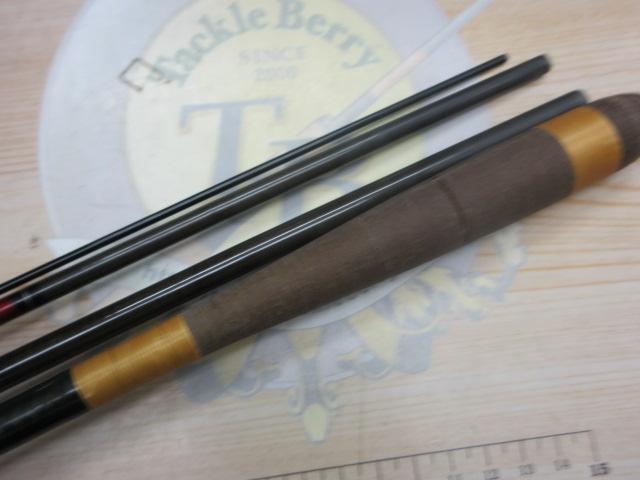 ダイワAWTHEヘラ抱月硬調12尺、征興秀弦13尺、 2本セット ダイワAWTHE