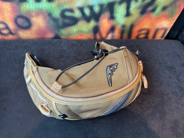 限定カラーのナイロンバッグ入荷！：KUSHITANI 清水店 | KUSHITANI