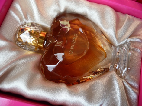 IKKOプロデュースの印象的なフレグランス「GORGEOUS」 | Rin's Blog