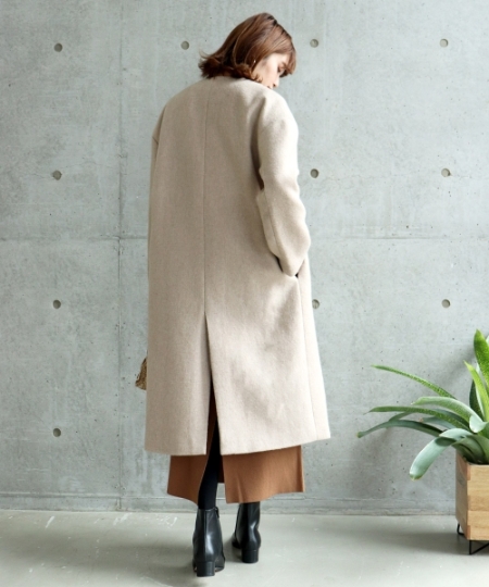 ダブルクロスショートビーバーノーカラーコート/le.coeur blanc