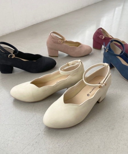 ふかふかスカラップパンプス/MAJESTIC LEGON(マジェスティックレゴン