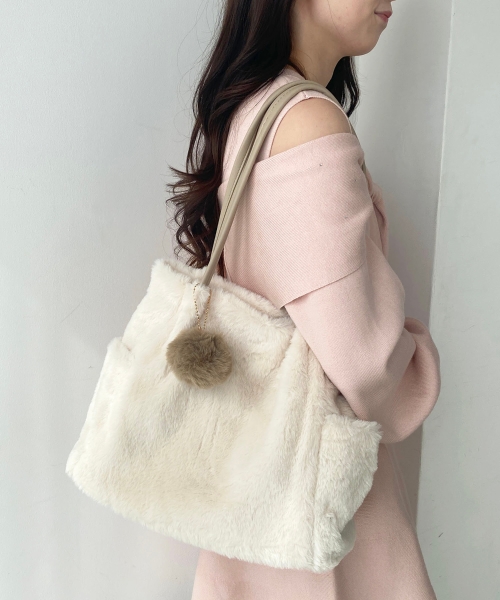 ポンポン付きファータックトート/MAJESTIC LEGON(マジェスティック