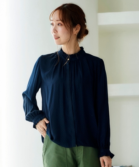 サテンドビーフリルネックブラウス/le.coeur blanc(ルクールブラン