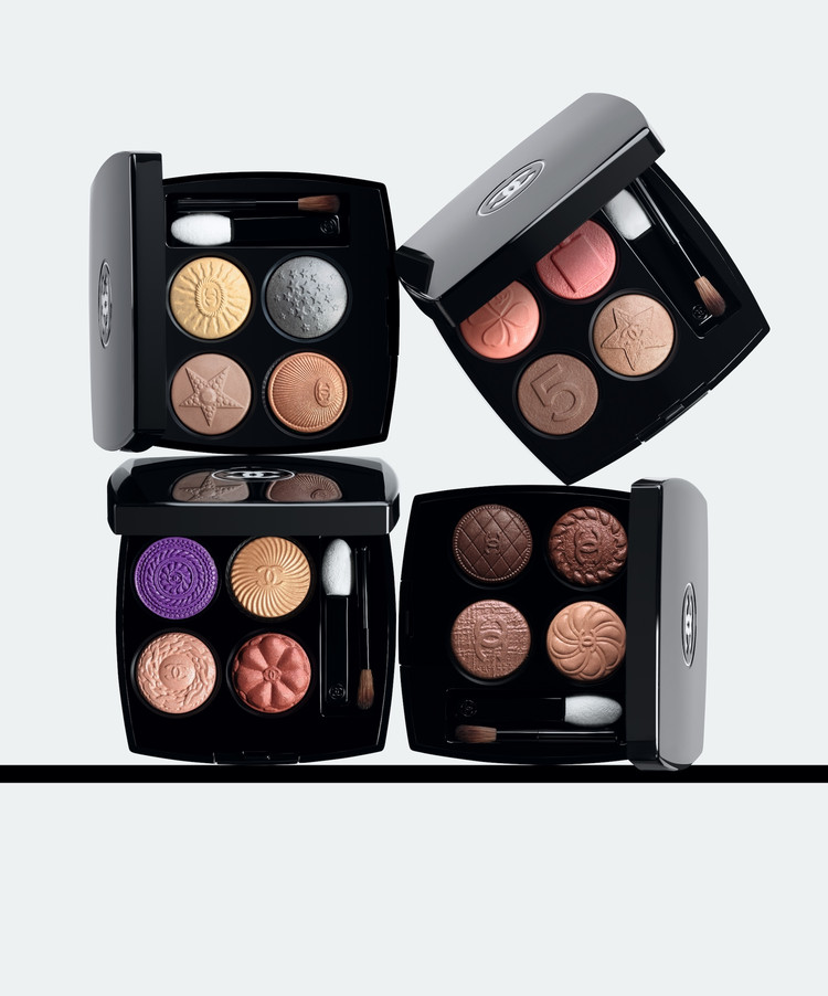 CHANELのアイシャドウパレット CHANEL 219 ボタン クチュール アイ