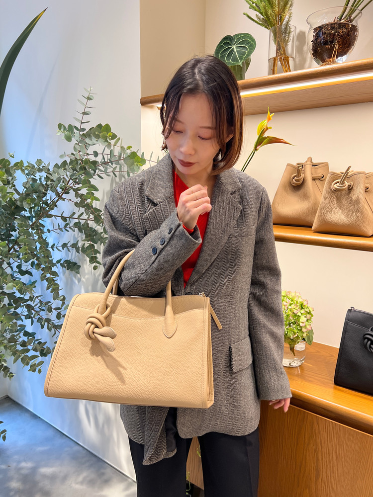 VASIC（ヴァジック）の2025春の新作が通勤バッグに最高！ホリデー