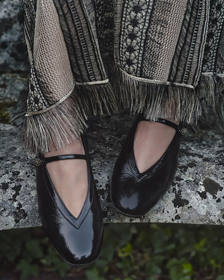 DIOR（ディオール）】「ディオール ニュー バレエ」フラットシューズが