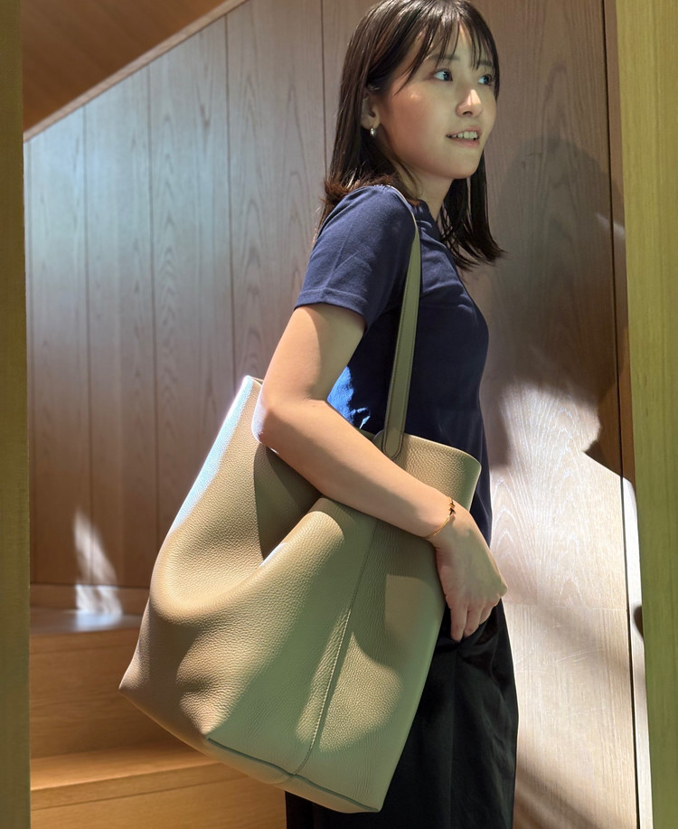 The Row】 パークトート ラージ の魅力🧡｜＠BAILA（バイラ）