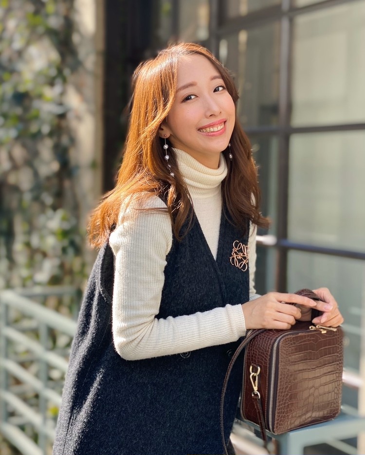 LOEWEのブローチと、BAILA3月号の注目記事をご紹介！｜＠BAILA（バイラ）