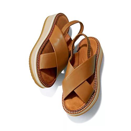 オールシーズン使える！大人のための厚底サンダル「CLERGERIE