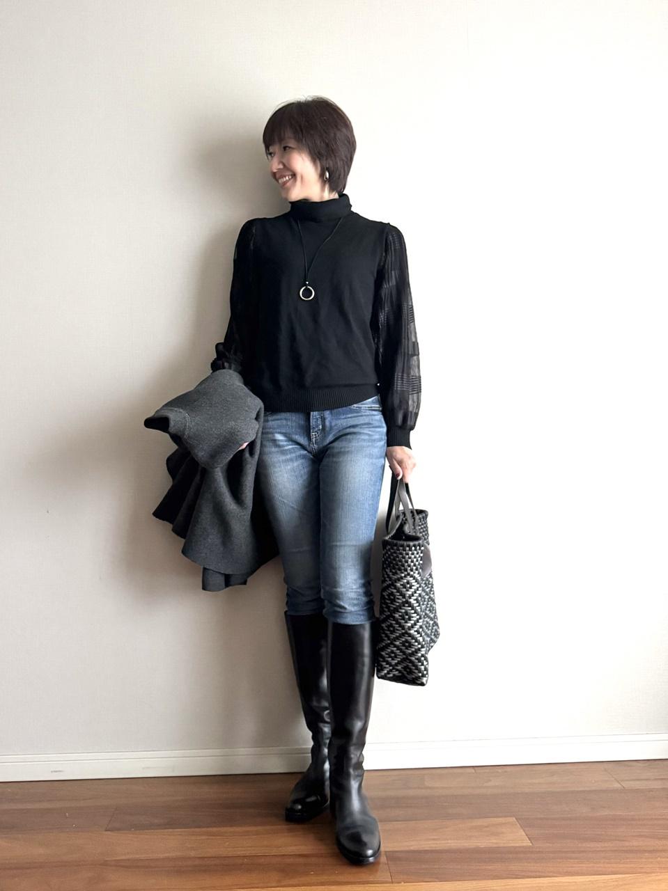 ZARA】ニットケープコートを羽織って銀座の隠れ家スペインバルへ｜Web