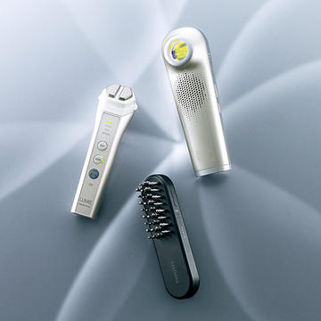 ながらケアがかなう！つけるだけ、当てるだけ「“手間なし”美顔器」3選