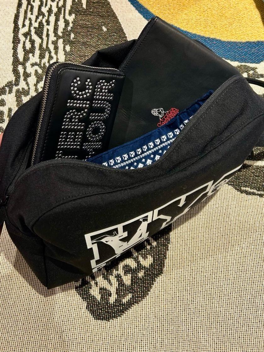 VIXEN LINE刺繍 レザーポーチ|HYSTERIC GLAMOUR MEN | HYSTERIC