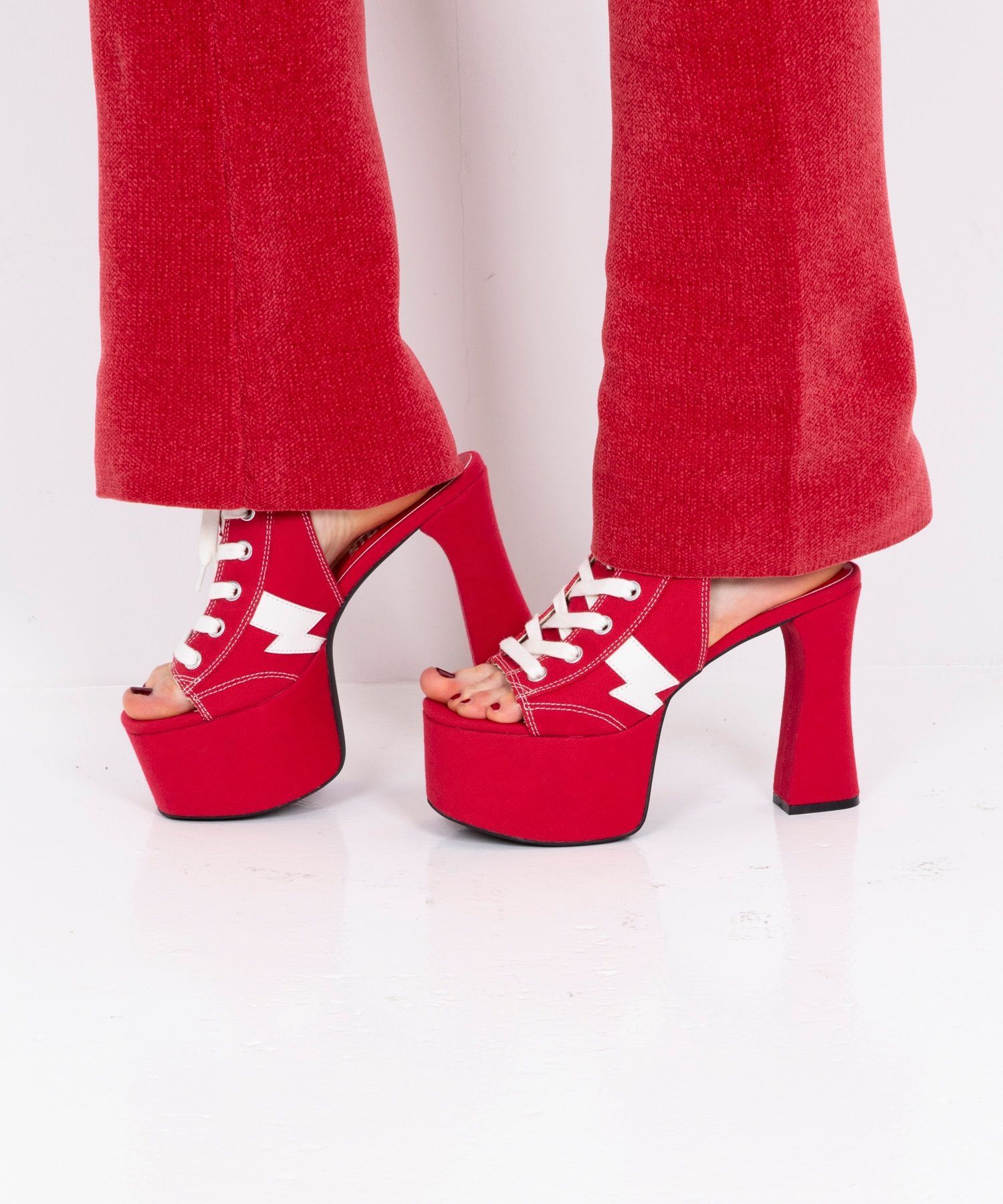 スニーカーヒールサンダル|HYSTERIC GLAMOUR WOMEN | HYSTERIC GLAMOUR