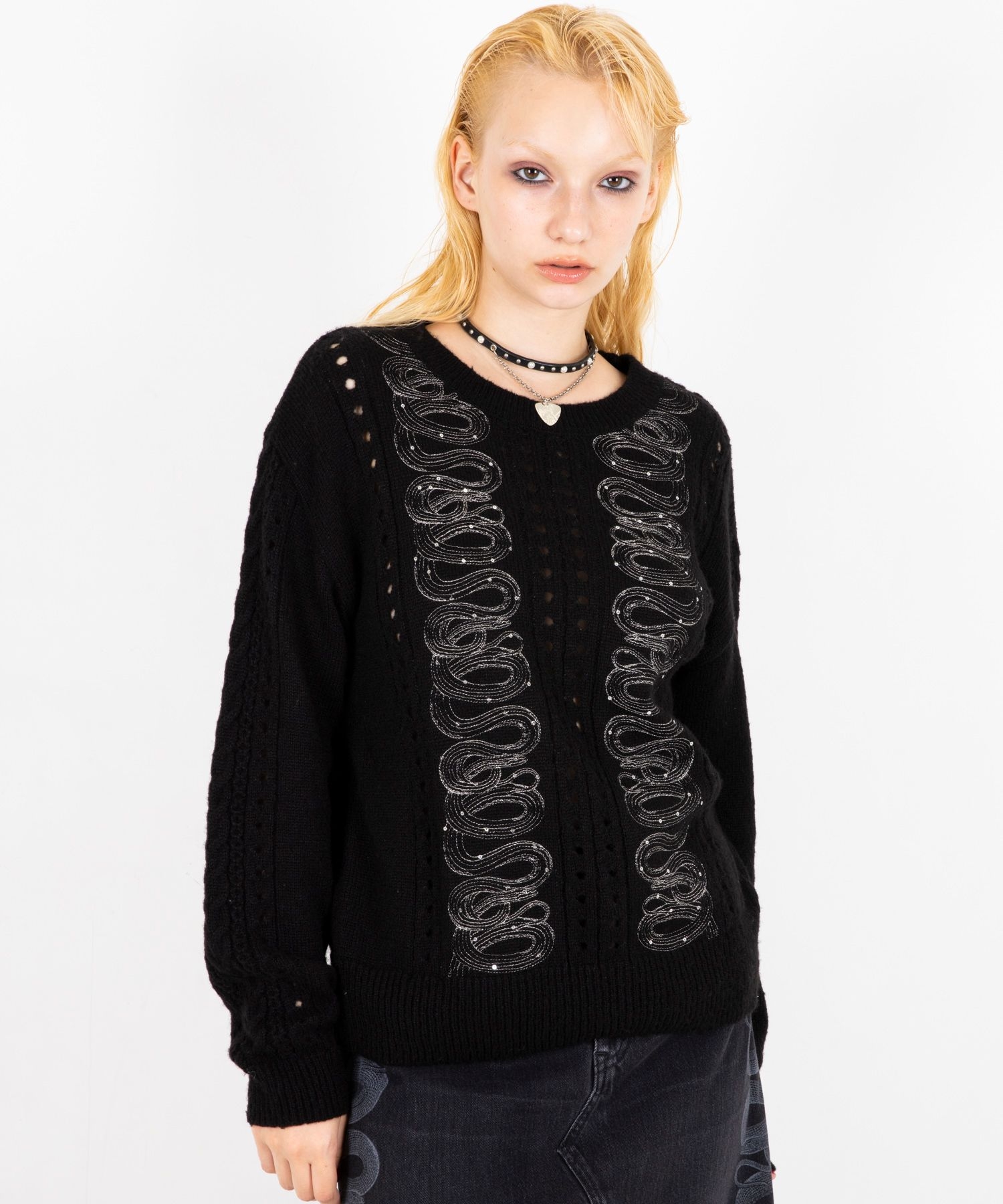 SNAKE LOOP刺繍 セーター|HYSTERIC GLAMOUR WOMEN | HYSTERIC GLAMOUR