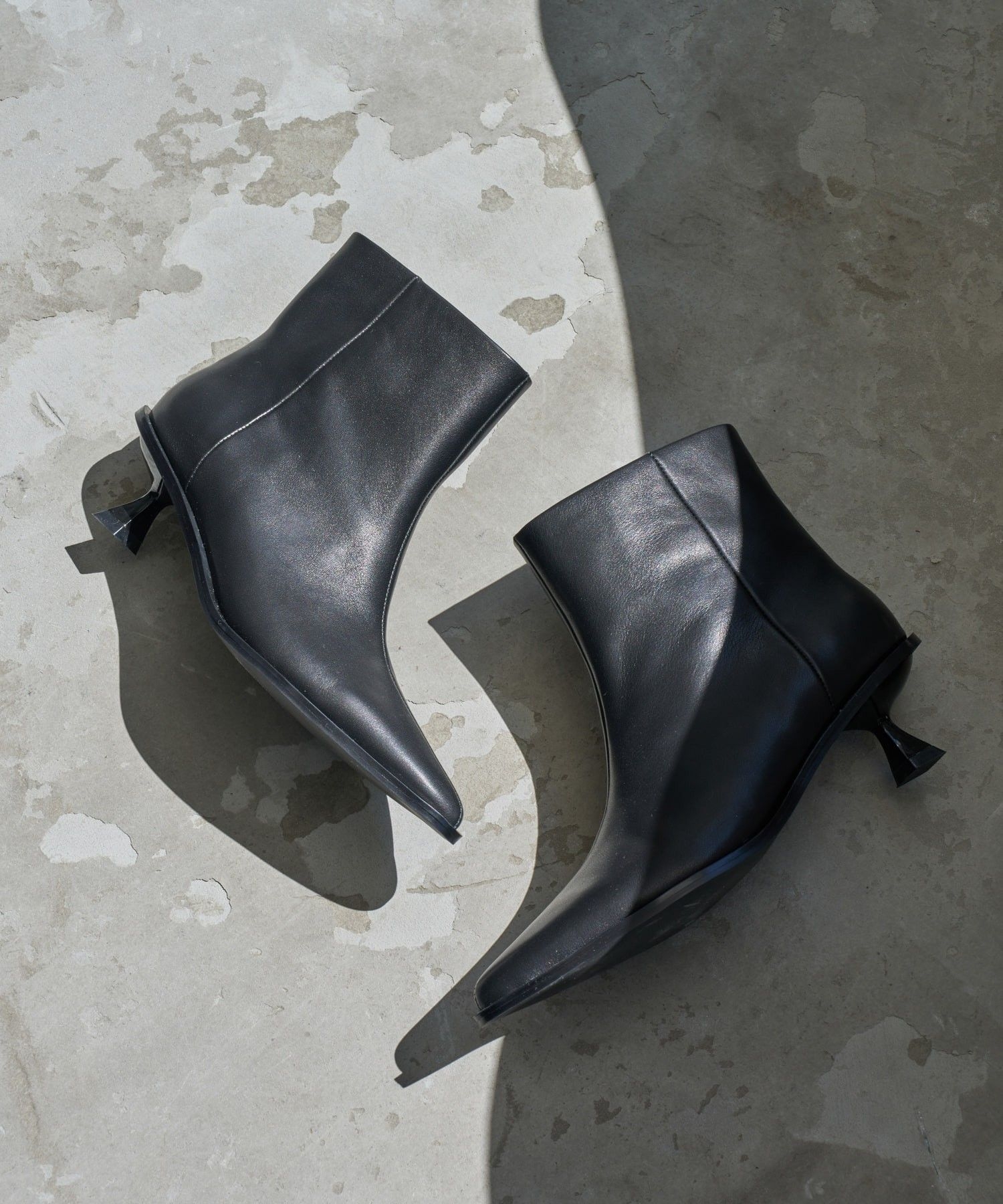 ポインテッドショートブーツ|LANVIN en Bleu | LANVIN en Bleu