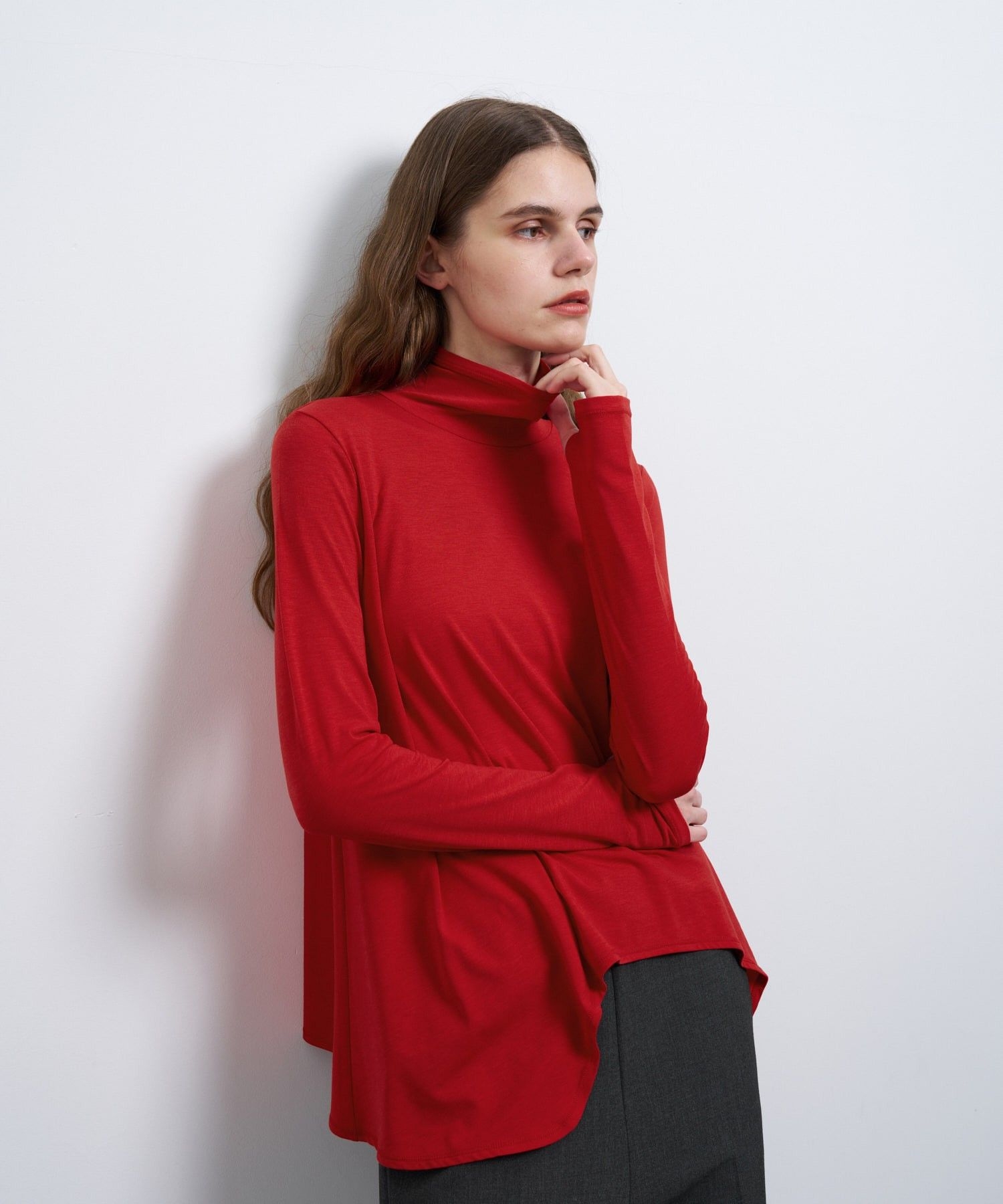 アシンメカーブヘムカットソー|LANVIN en Bleu | LANVIN en Bleu