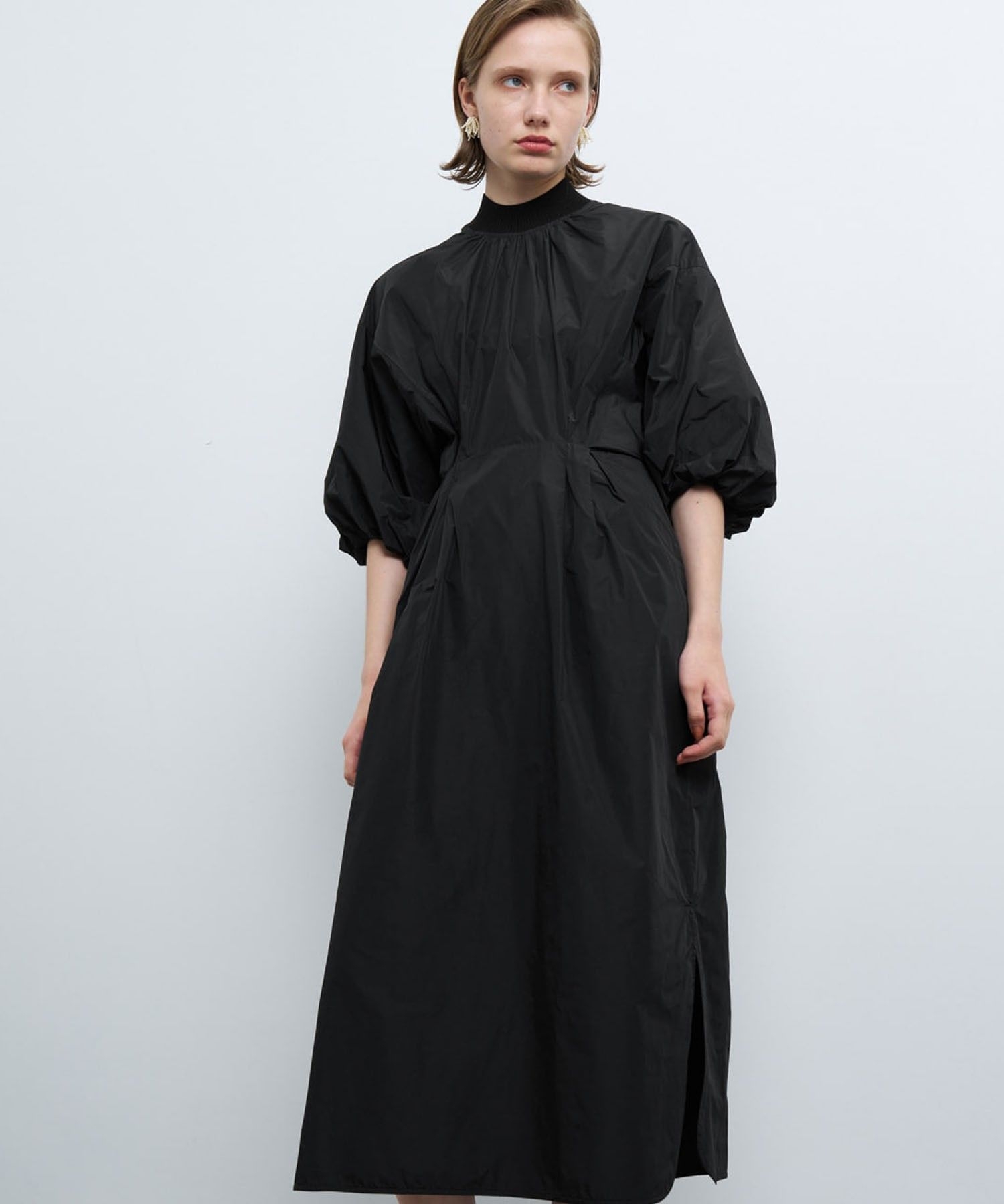 メモリータフタボリュームスリーブワンピース|LANVIN en Bleu | LANVIN