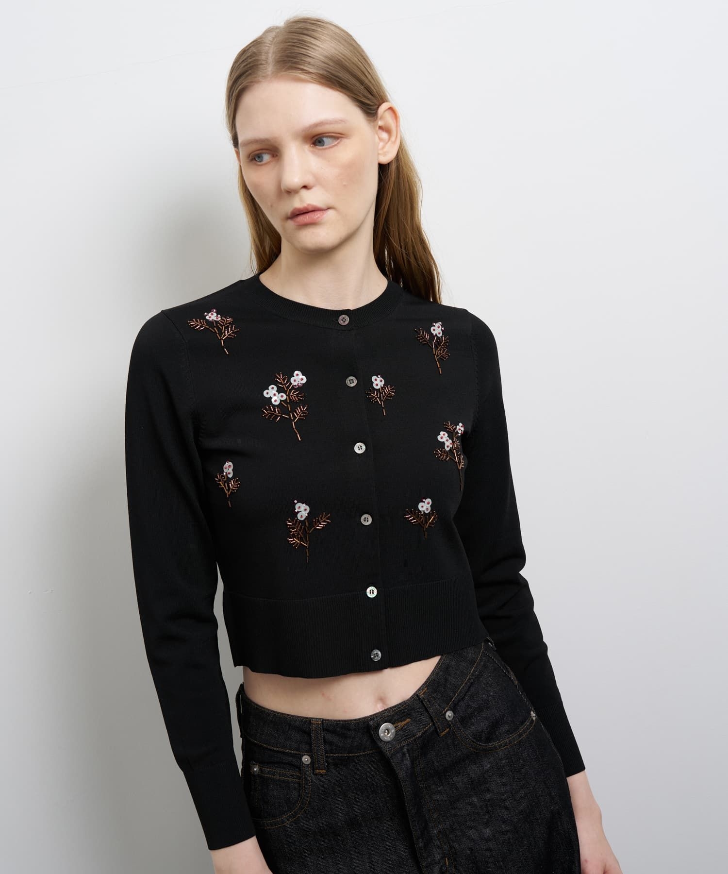 フラワービーズ刺繍カーディガン|LANVIN en Bleu | LANVIN en Bleu