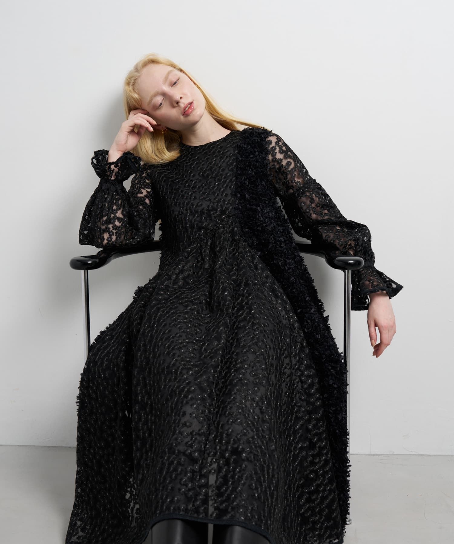 ミニフラワーレースワンピース|LANVIN en Bleu | LANVIN en Bleu