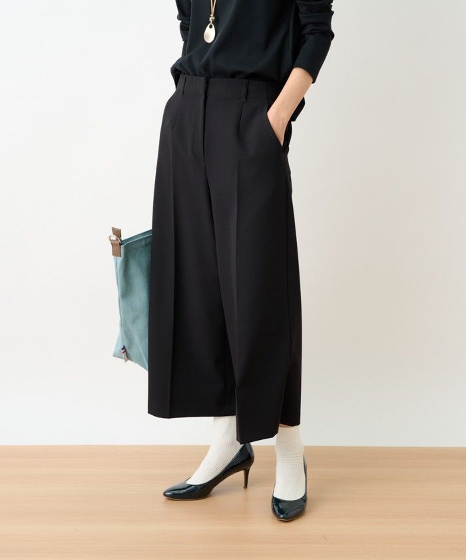 洗える 後ろゴムのびのびワイドクロップドパンツ|キャラ・オ・クルス