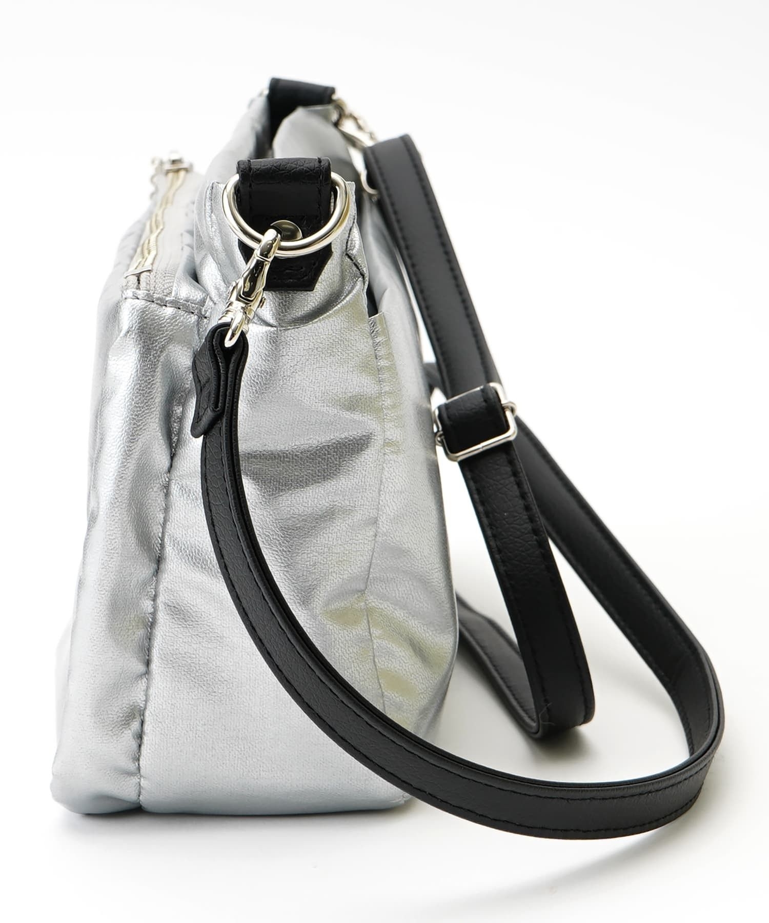 メタリックショルダーバッグ|キャラ・オ・クルス | レリアン公式