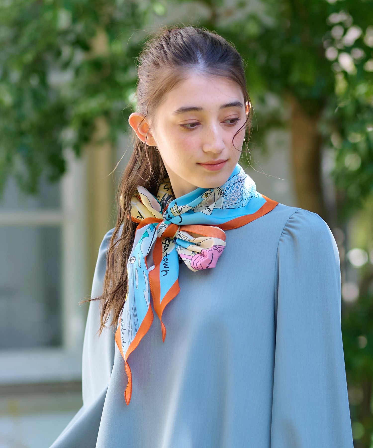 イラストスカーフ|キャラ・オ・クルス | レリアン公式オンラインストア