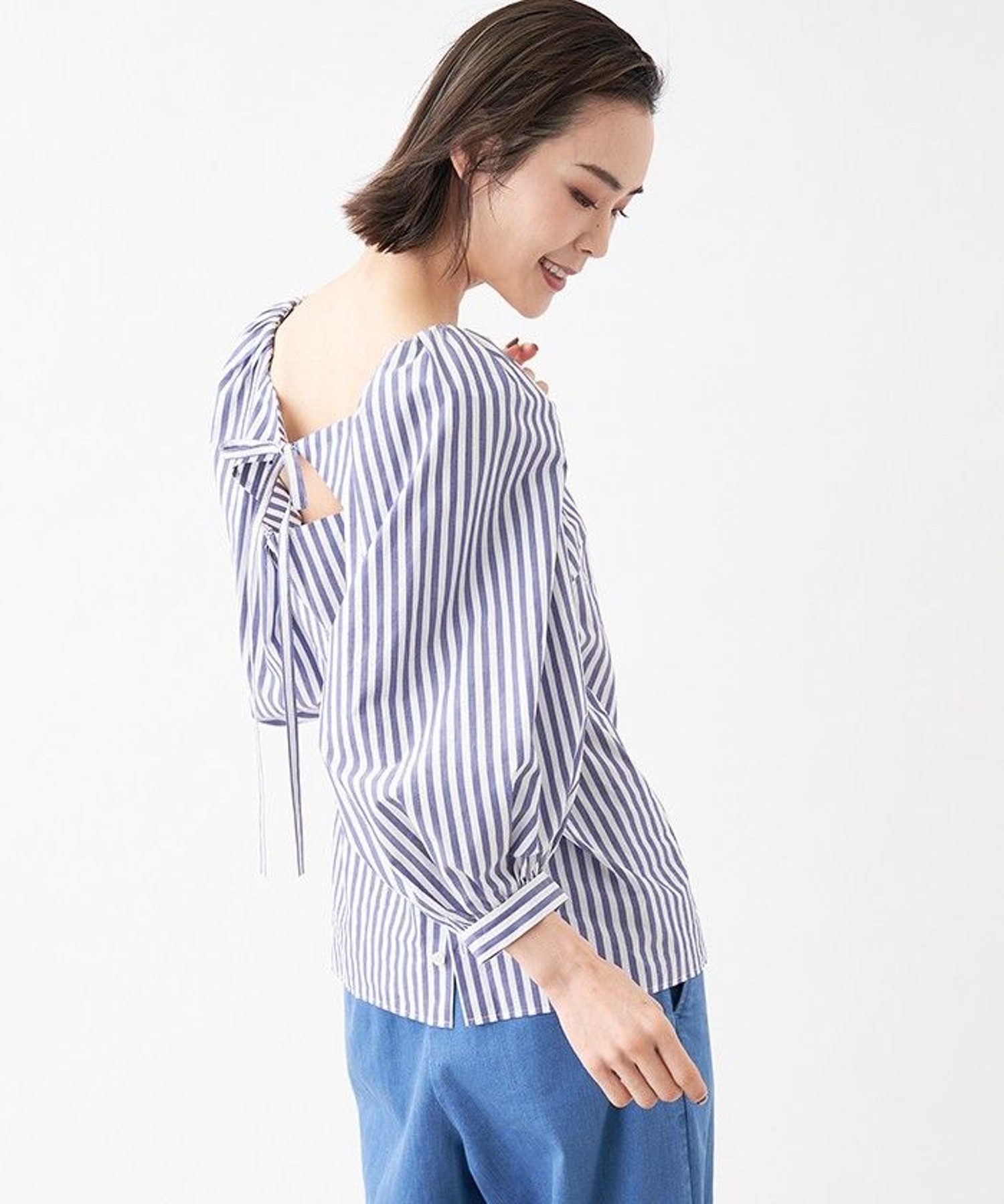ストライプ柄バックリボンブラウス|ネミカ | レリアン公式オンラインストア