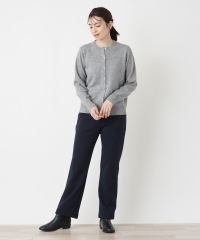 カシミヤクルーネックカーディガン|レリアン | レリアン公式オンライン