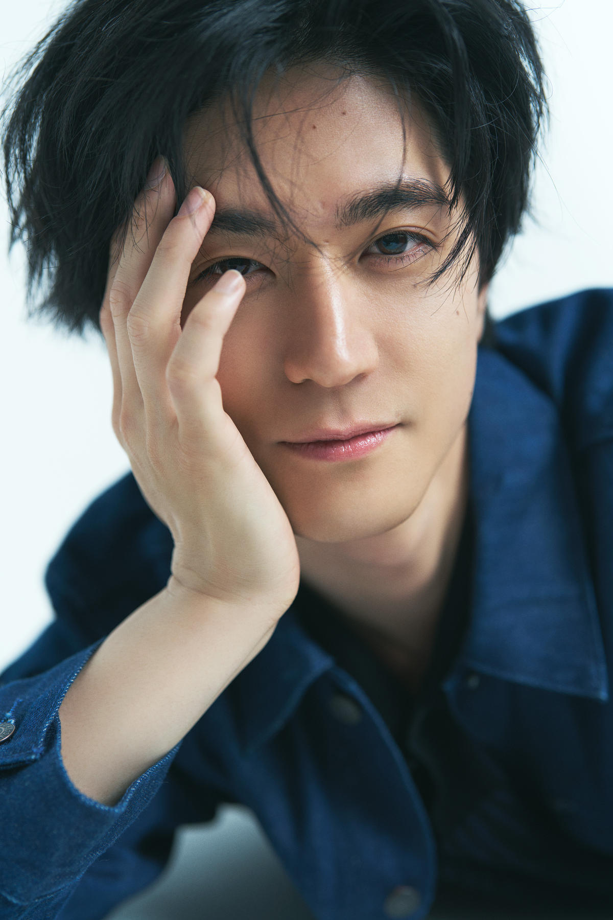 中島裕翔】1st写真集『Hue I am』はやりたいことを詰め込んだ渾身の一