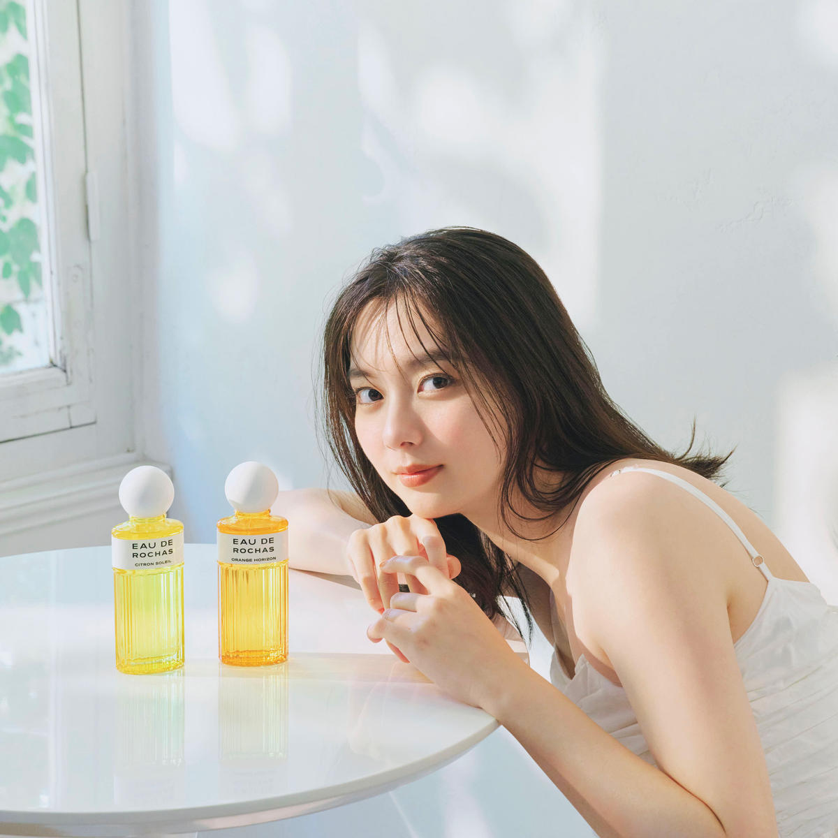 新川優愛と「オード ロシャス」】忘れられない夏にする香りと、今