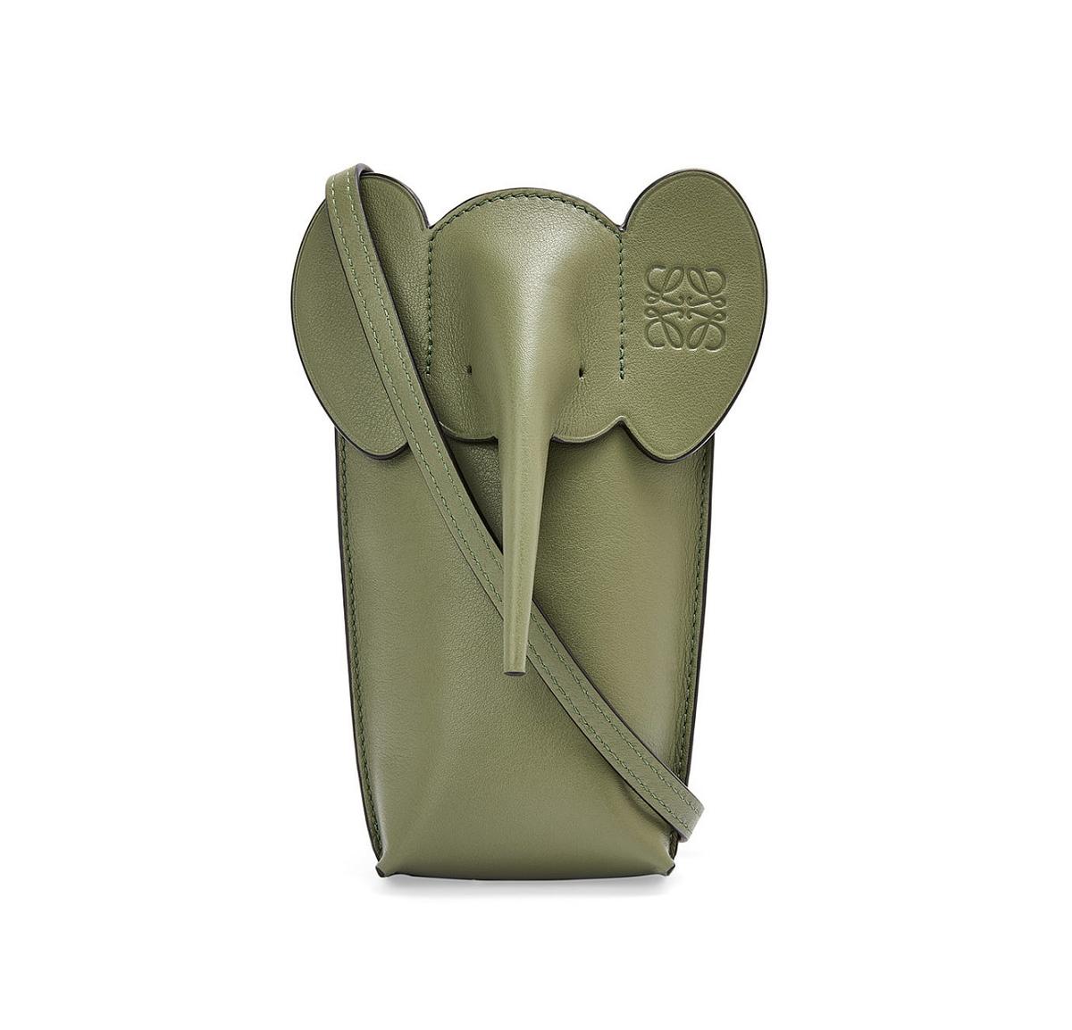 ロエベ』のショルダーバッグ「エレファントポケット」【20代で買う名品