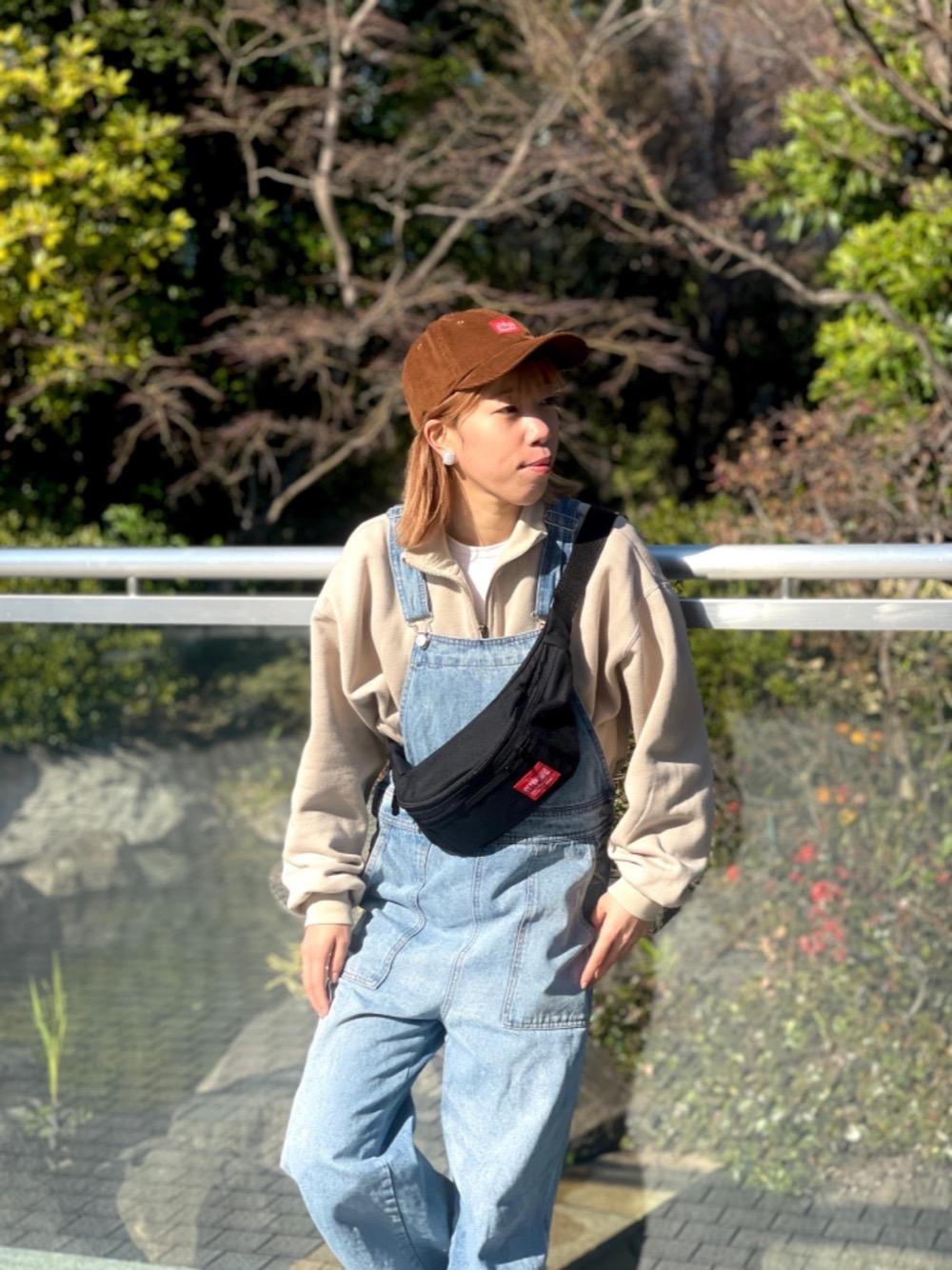 定番ボディバッグ‼️ | n a t s u m i | Manhattan Portage | 163cm