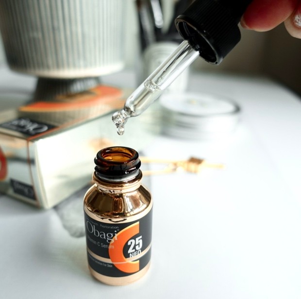 毛穴・くすみ・小じわにお悩みの方必見【オバジC25セラムNEO】使用レポ