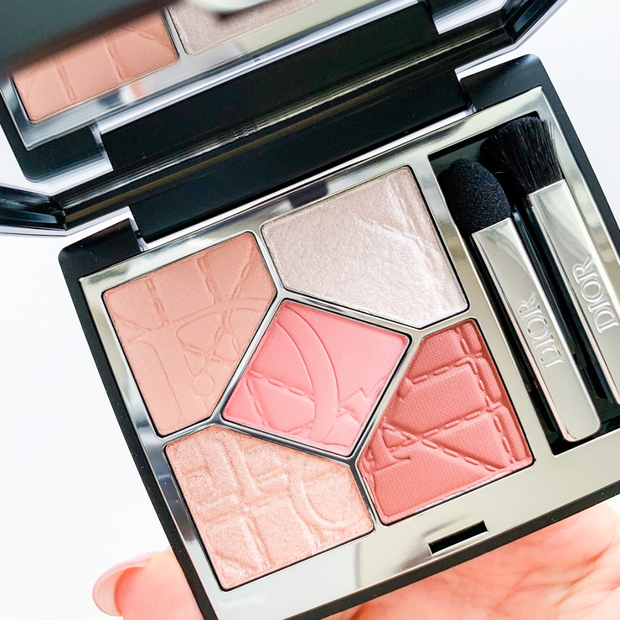 限定Diorアイシャドウ857ローズオーガンザを徹底レビュー | 集英社の