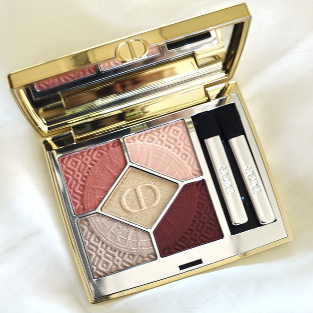 ディオールのクリスマス2024限定「サンク クルール 643＆863